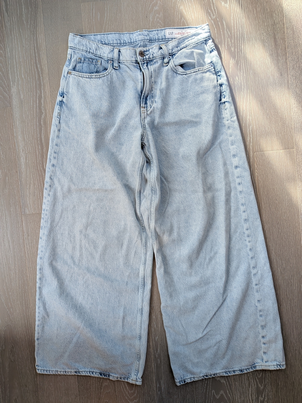 GAP Light Blue Wide Leg Jeans - Flared High-Rise